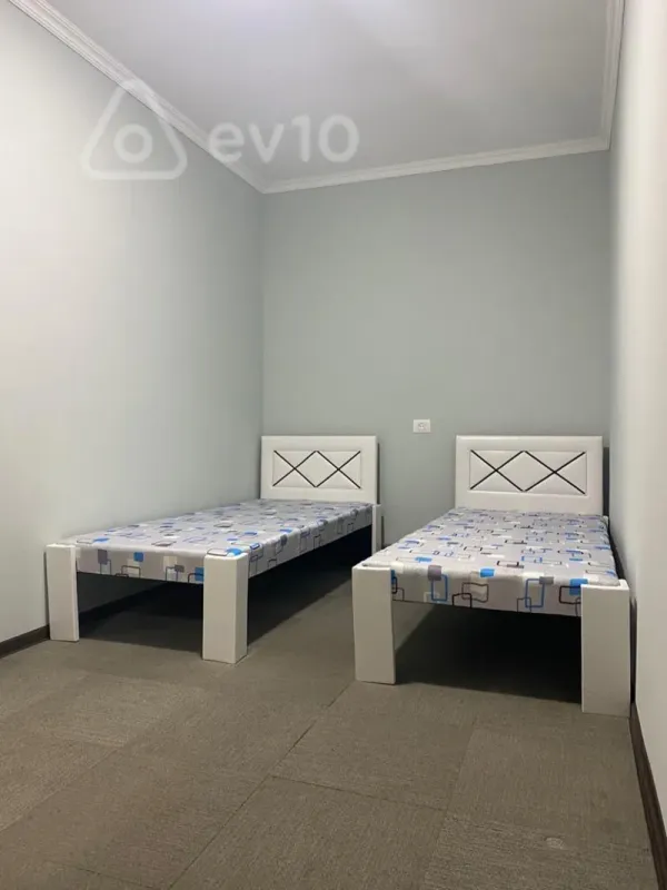 Kirayə verilir 2 otaqlı həyət evi 40 m²