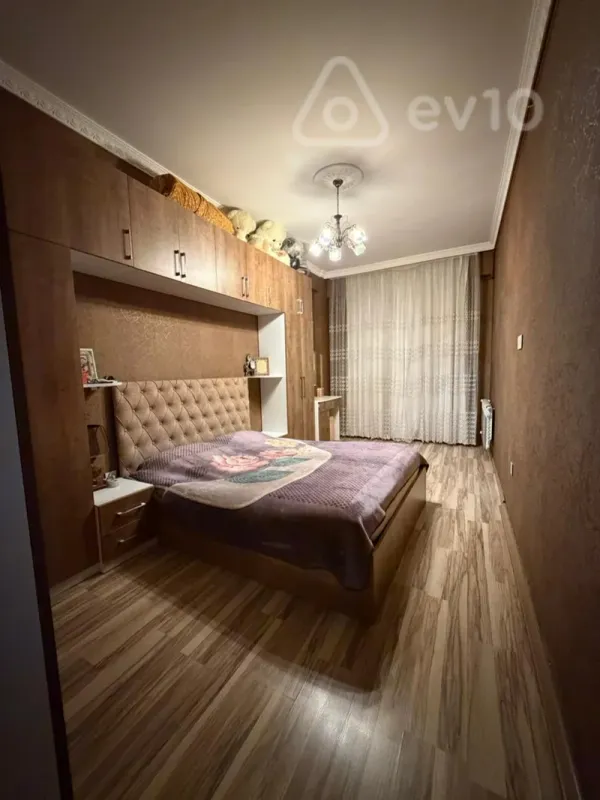 Satılır 2 otaqlı yeni tikili 65 m²
