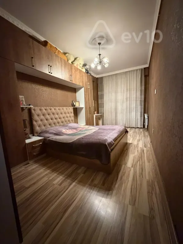 Satılır 2 otaqlı yeni tikili 65 m²