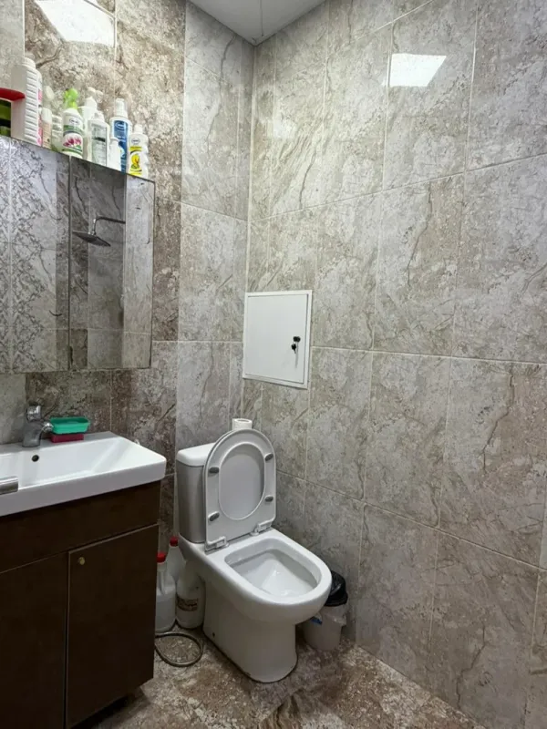Satılır 2 otaqlı yeni tikili 65 m²
