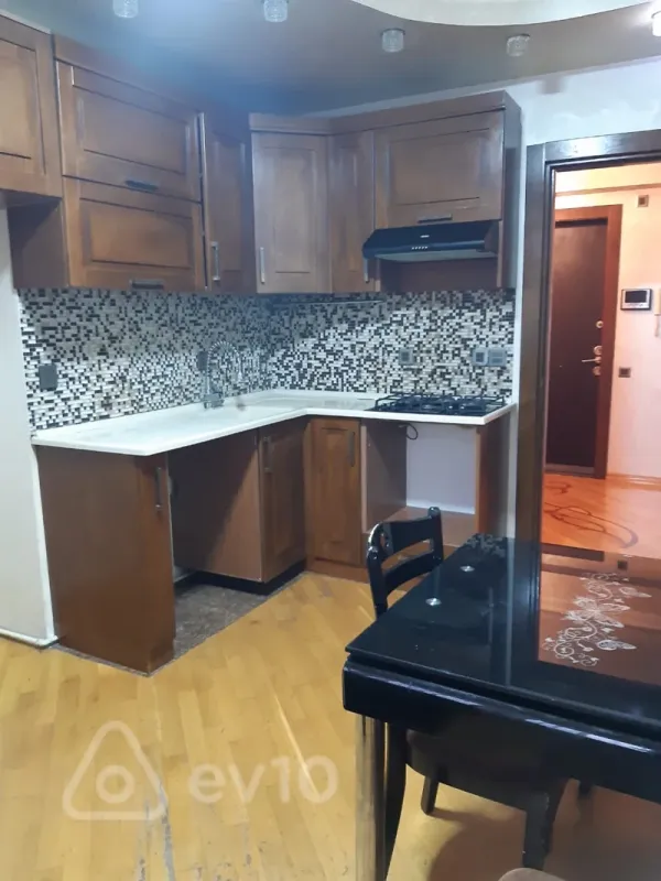 Satılır 2 otaqlı yeni tikili 75 m²