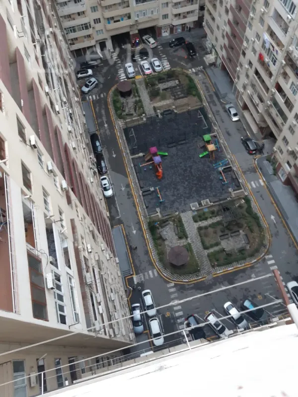 Satılır 2 otaqlı yeni tikili 75 m²