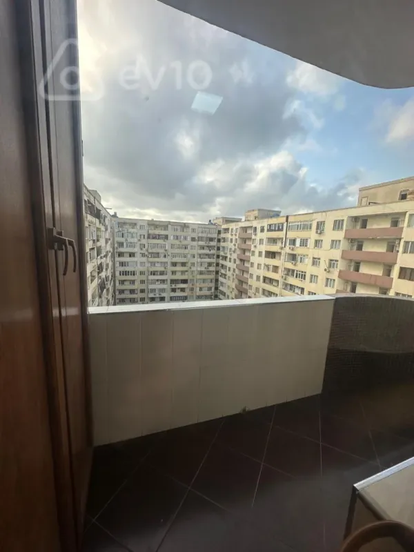 Satılır 2 otaqlı yeni tikili 75 m²