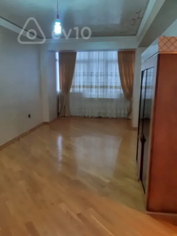 Satılır 2 otaqlı yeni tikili 75 m²