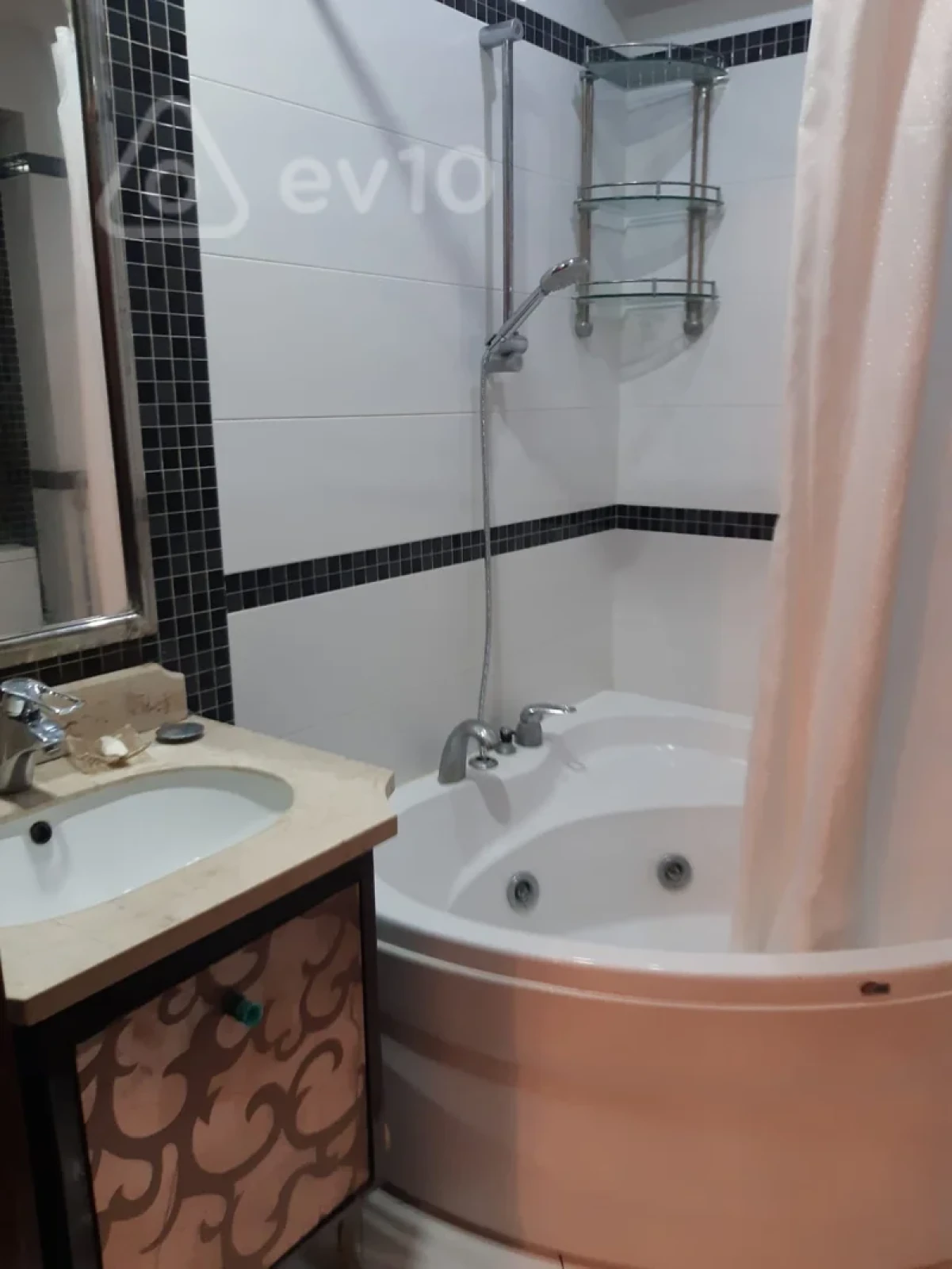 Satılır 2 otaqlı yeni tikili 75 m²