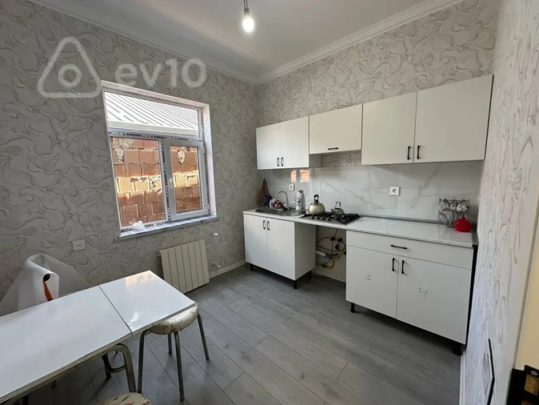 Satılır 2 otaqlı həyət evi 50 m²