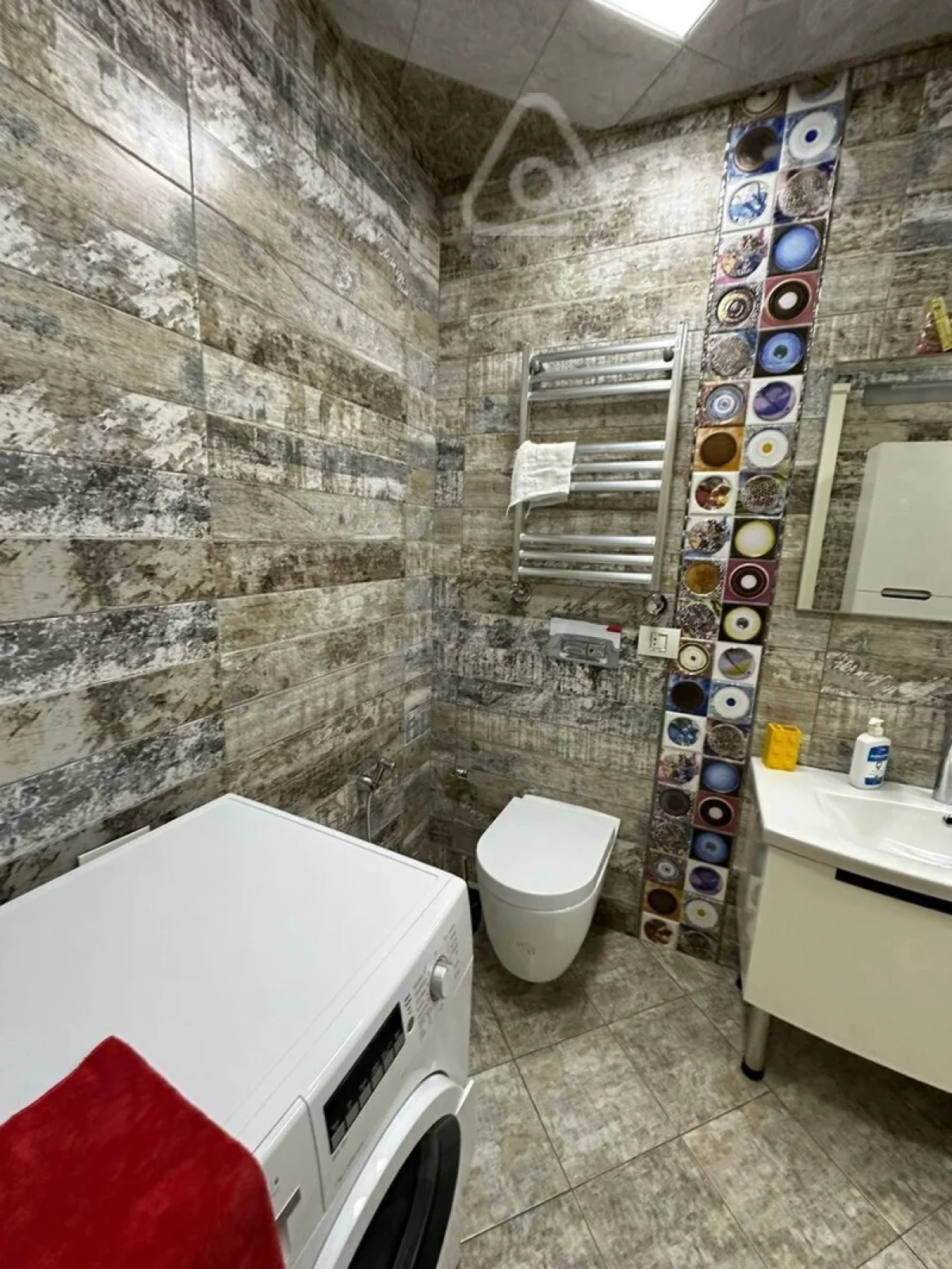 Kirayə verilir 3 otaqlı yeni tikili 130 m²