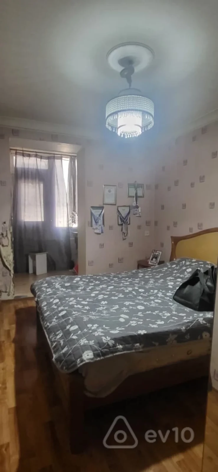 Satılır 3 otaqlı köhnə tikili 80 m²