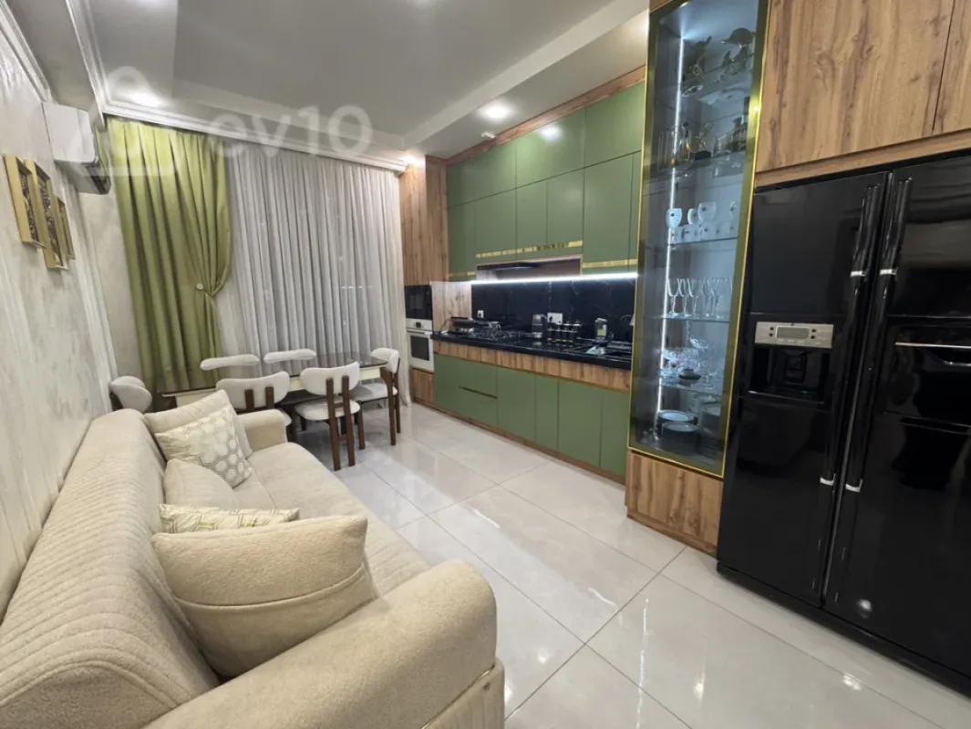 Satılır 2 otaqlı yeni tikili 87 m²