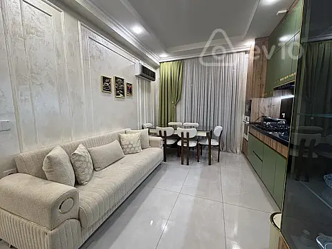 Satılır 2 otaqlı yeni tikili 87 m²