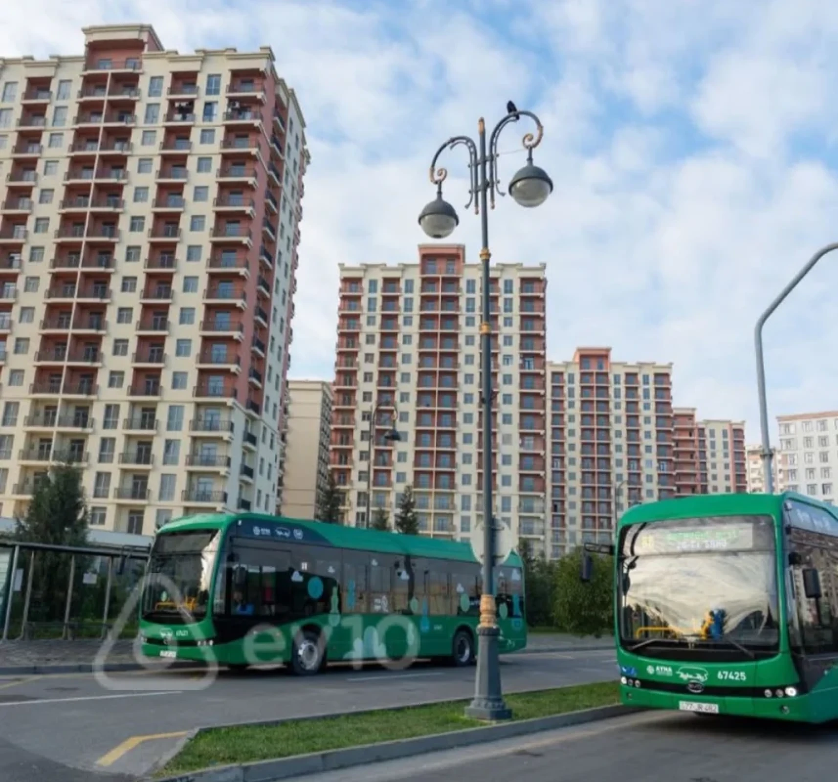 Satılır 2 otaqlı yeni tikili 87 m²