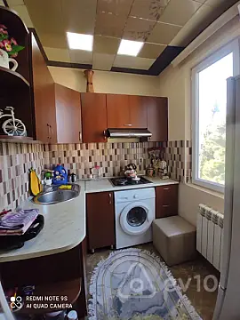 Kirayə verilir 2 otaqlı köhnə tikili 55 m²
