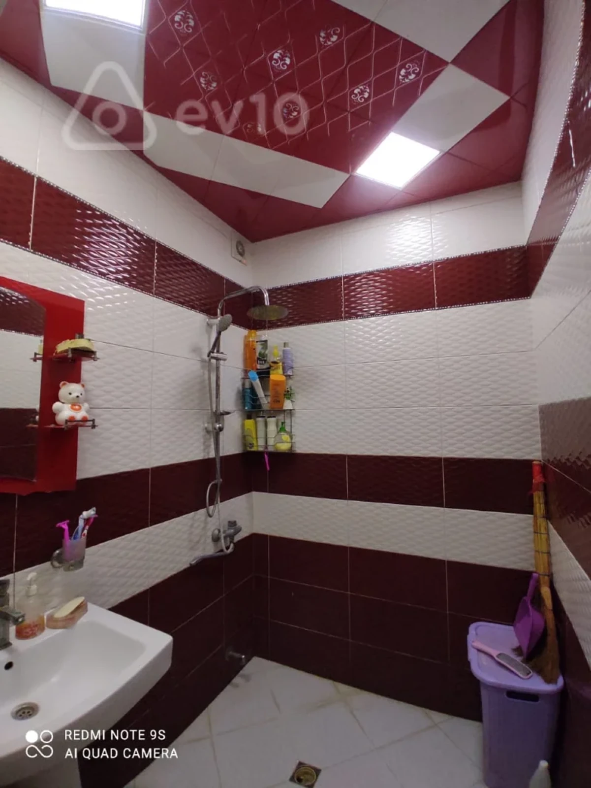 Kirayə verilir 2 otaqlı köhnə tikili 55 m²