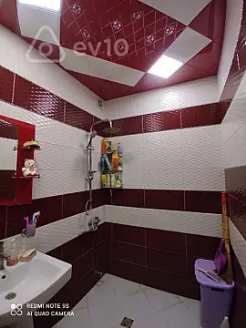 Kirayə verilir 2 otaqlı köhnə tikili 55 m²