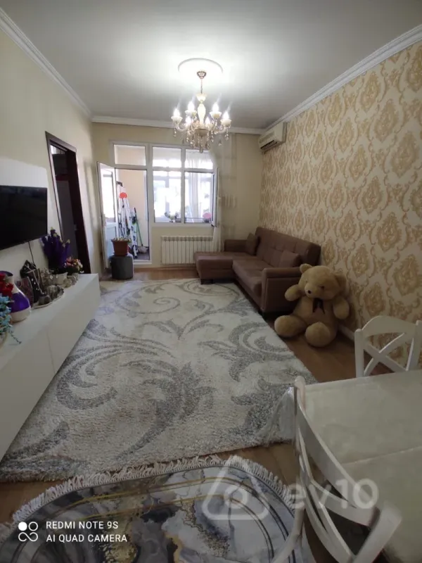 Kirayə verilir 2 otaqlı köhnə tikili 55 m²