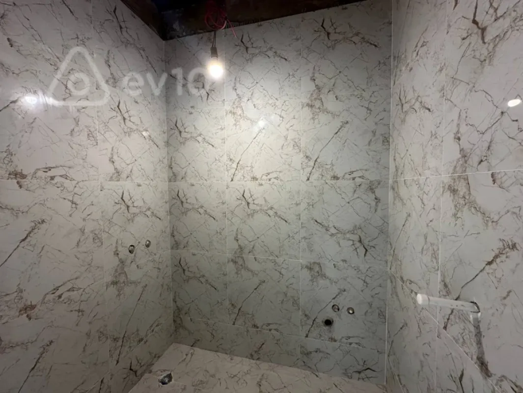 Satılır 4 otaqlı həyət evi 100 m²