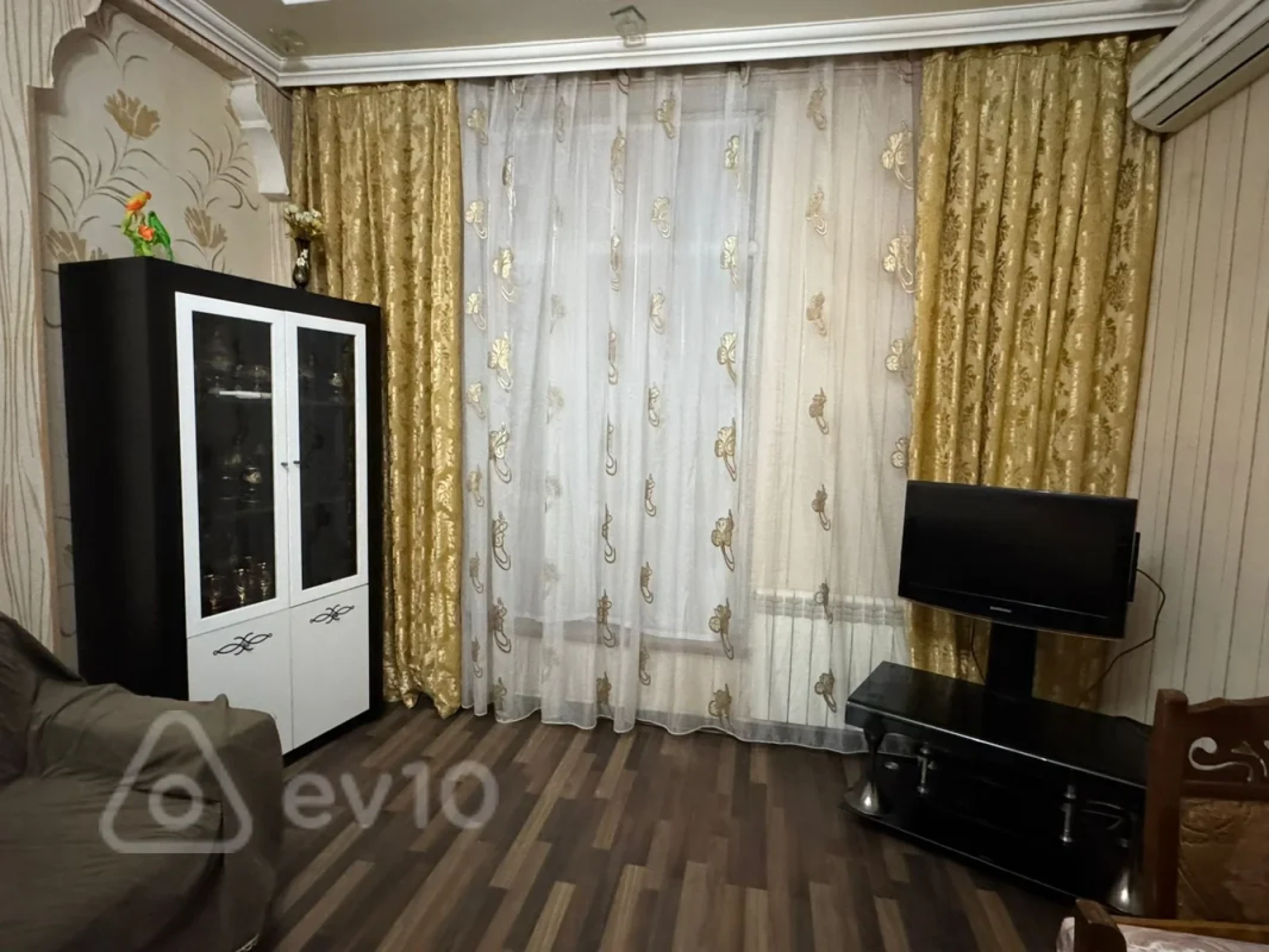 Kirayə verilir 2 otaqlı yeni tikili 60 m²