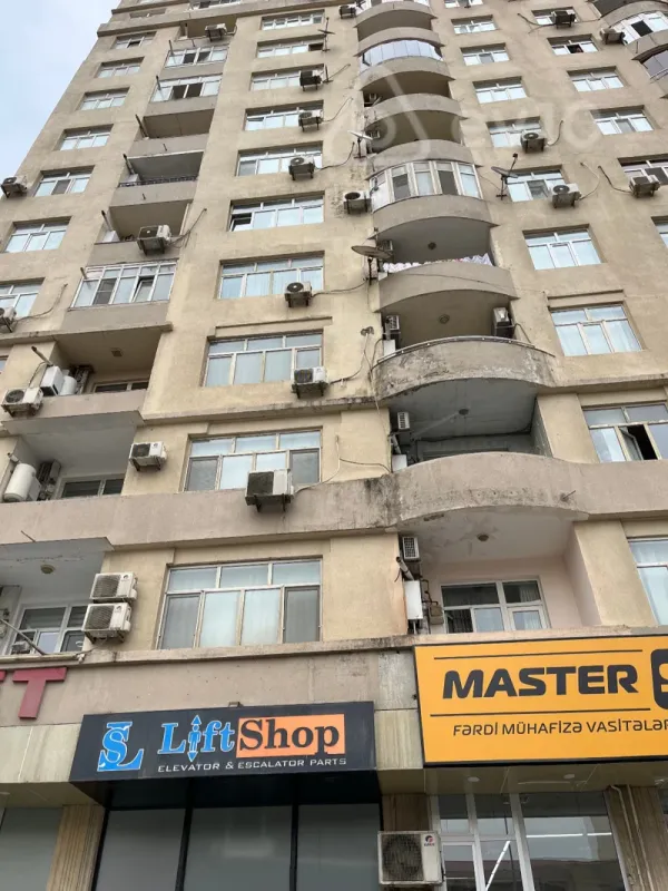 Kirayə verilir 3 otaqlı yeni tikili 115 m²