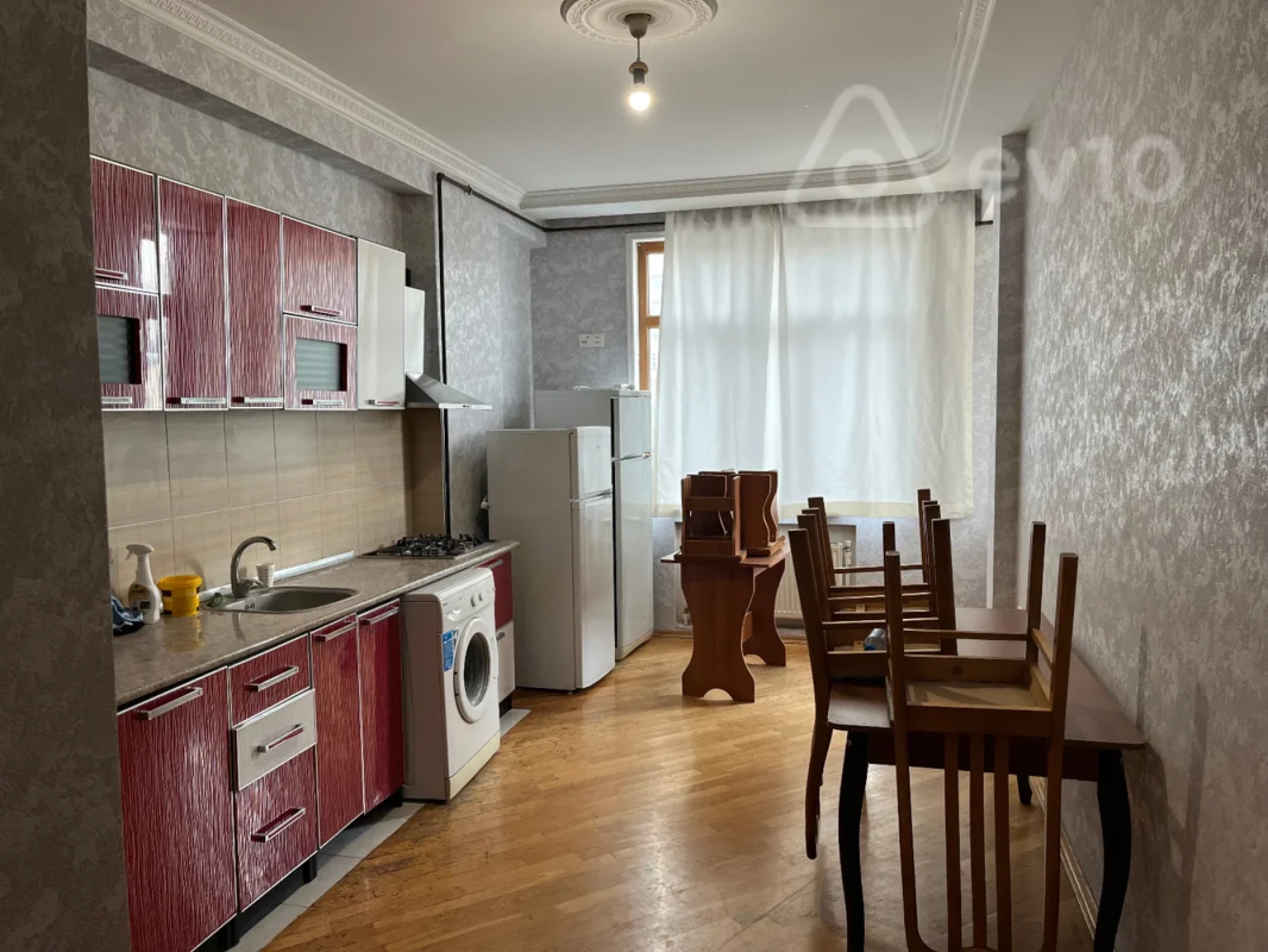 Kirayə verilir 3 otaqlı yeni tikili 115 m²