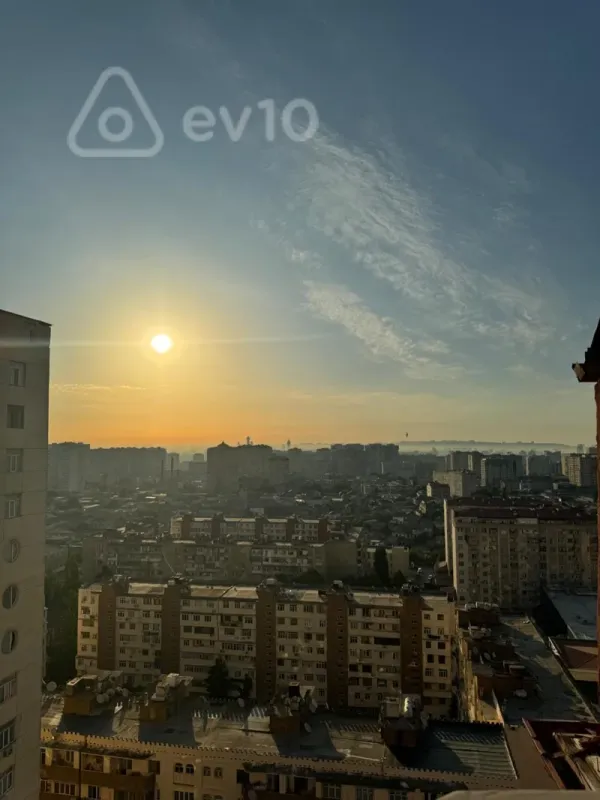 Satılır 3 otaqlı yeni tikili 100 m²