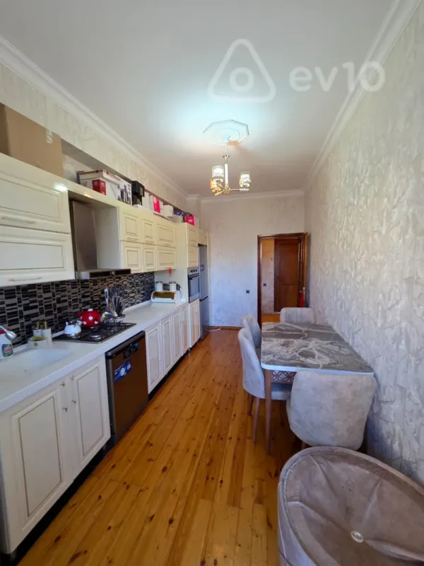 Satılır 2 otaqlı yeni tikili 78 m²