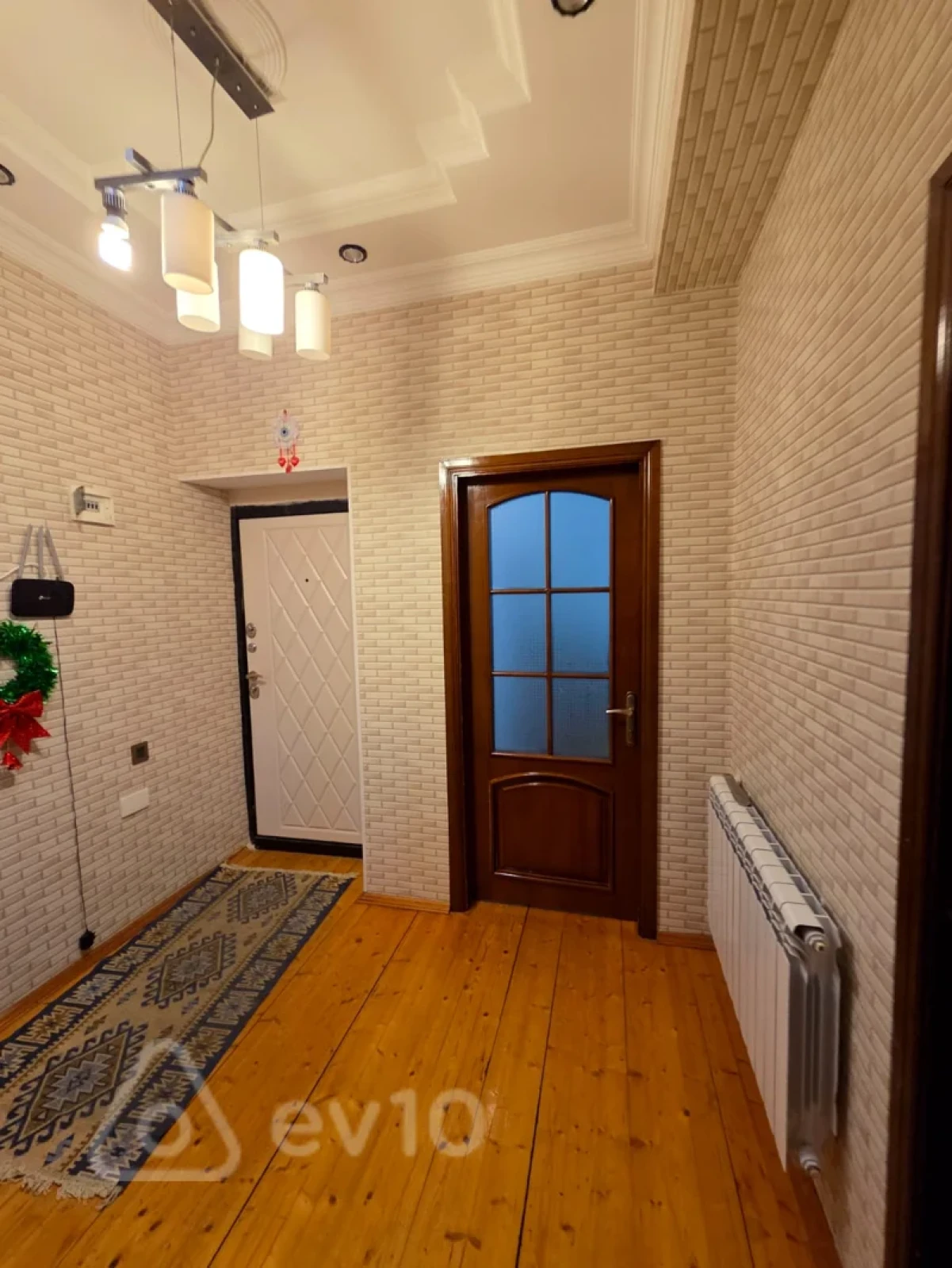 Satılır 2 otaqlı yeni tikili 78 m²