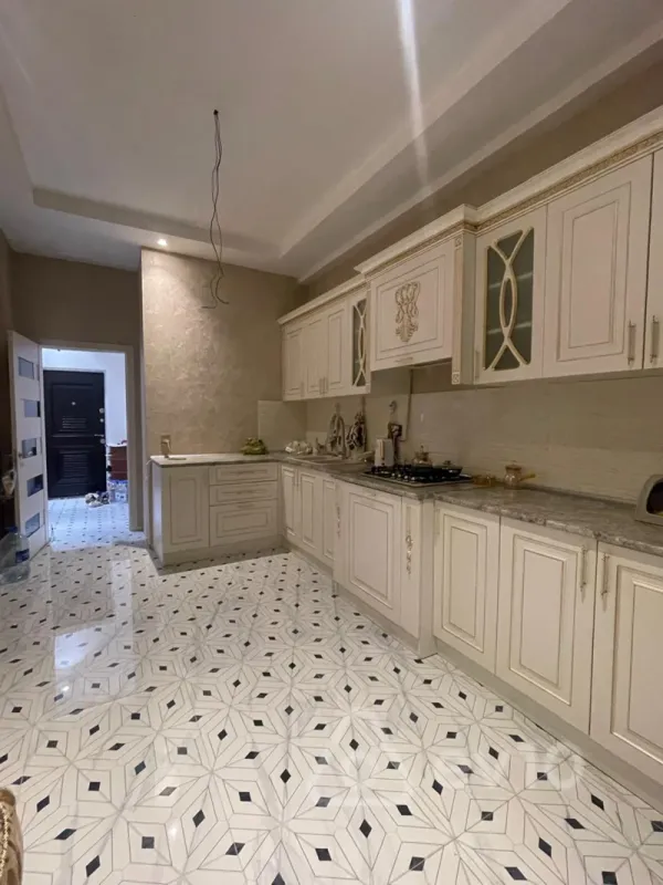 Satılır 3 otaqlı yeni tikili 100 m²