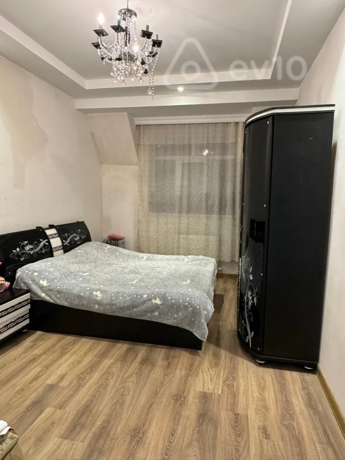 Satılır 3 otaqlı yeni tikili 100 m²