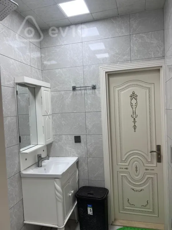 Satılır 3 otaqlı köhnə tikili 78 m²