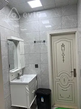 Satılır 3 otaqlı köhnə tikili 78 m²