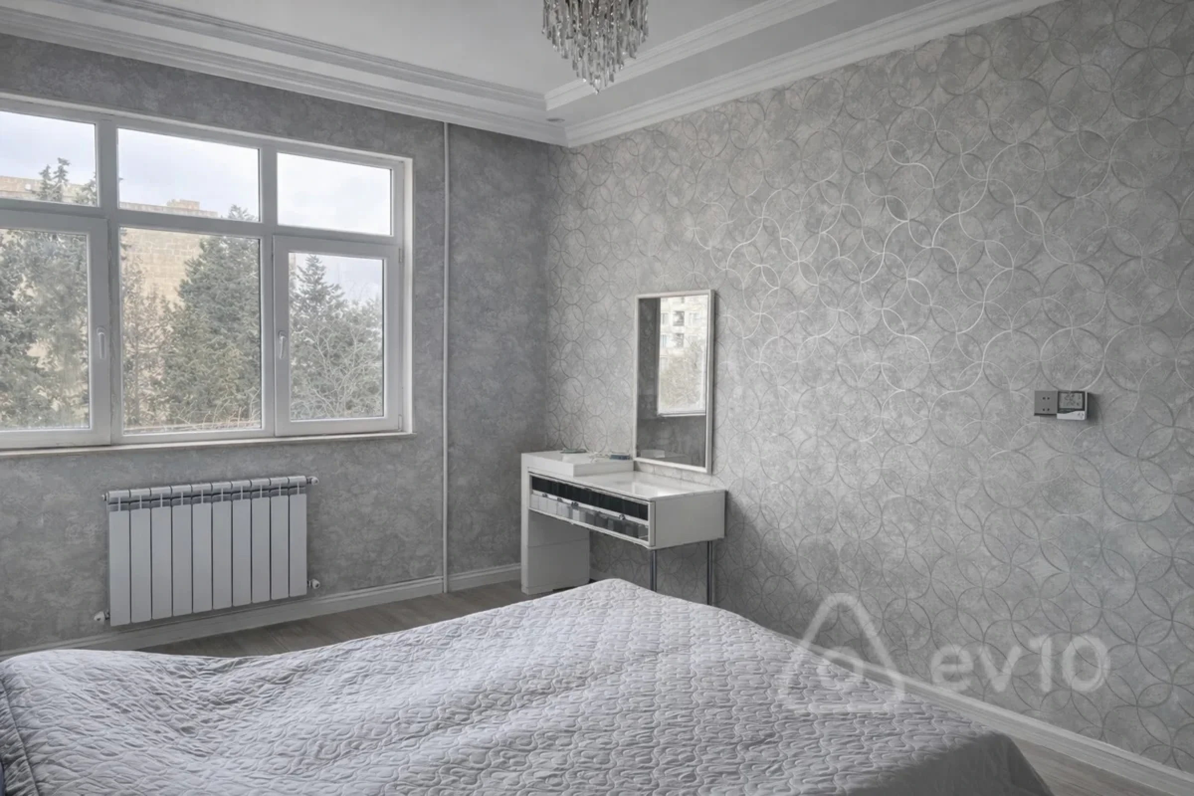 Satılır 3 otaqlı köhnə tikili 78 m²