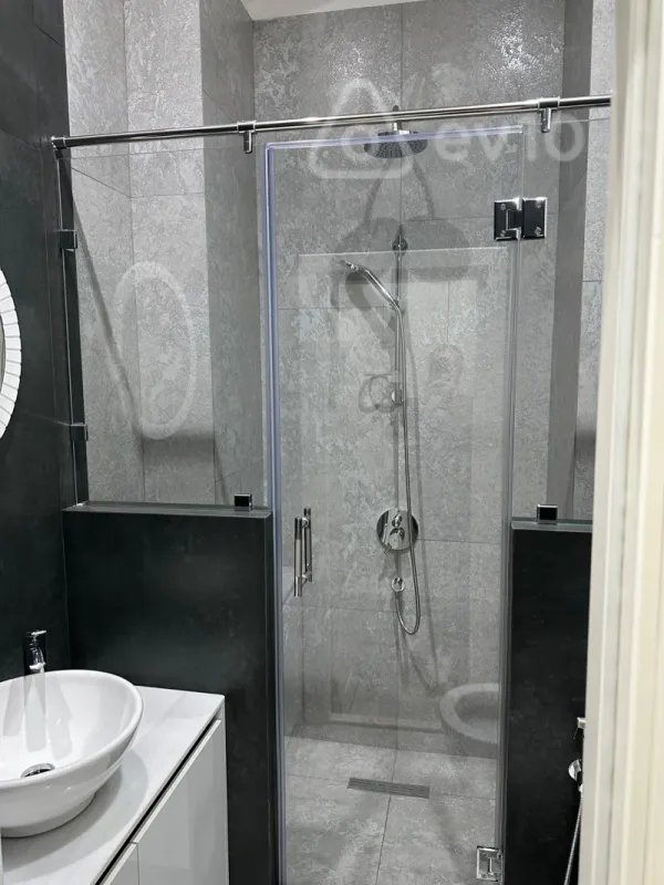 Satılır 1 otaqlı köhnə tikili 42 m²