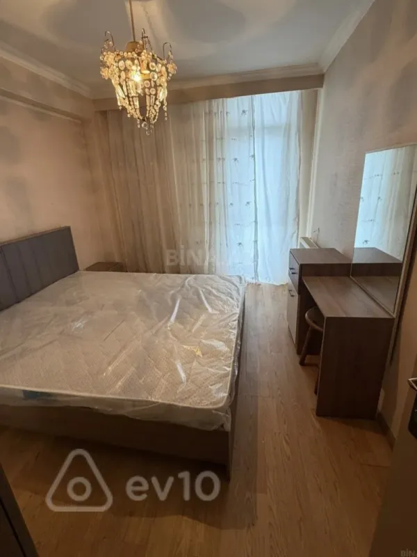 Kirayə verilir 2 otaqlı yeni tikili 52 m²