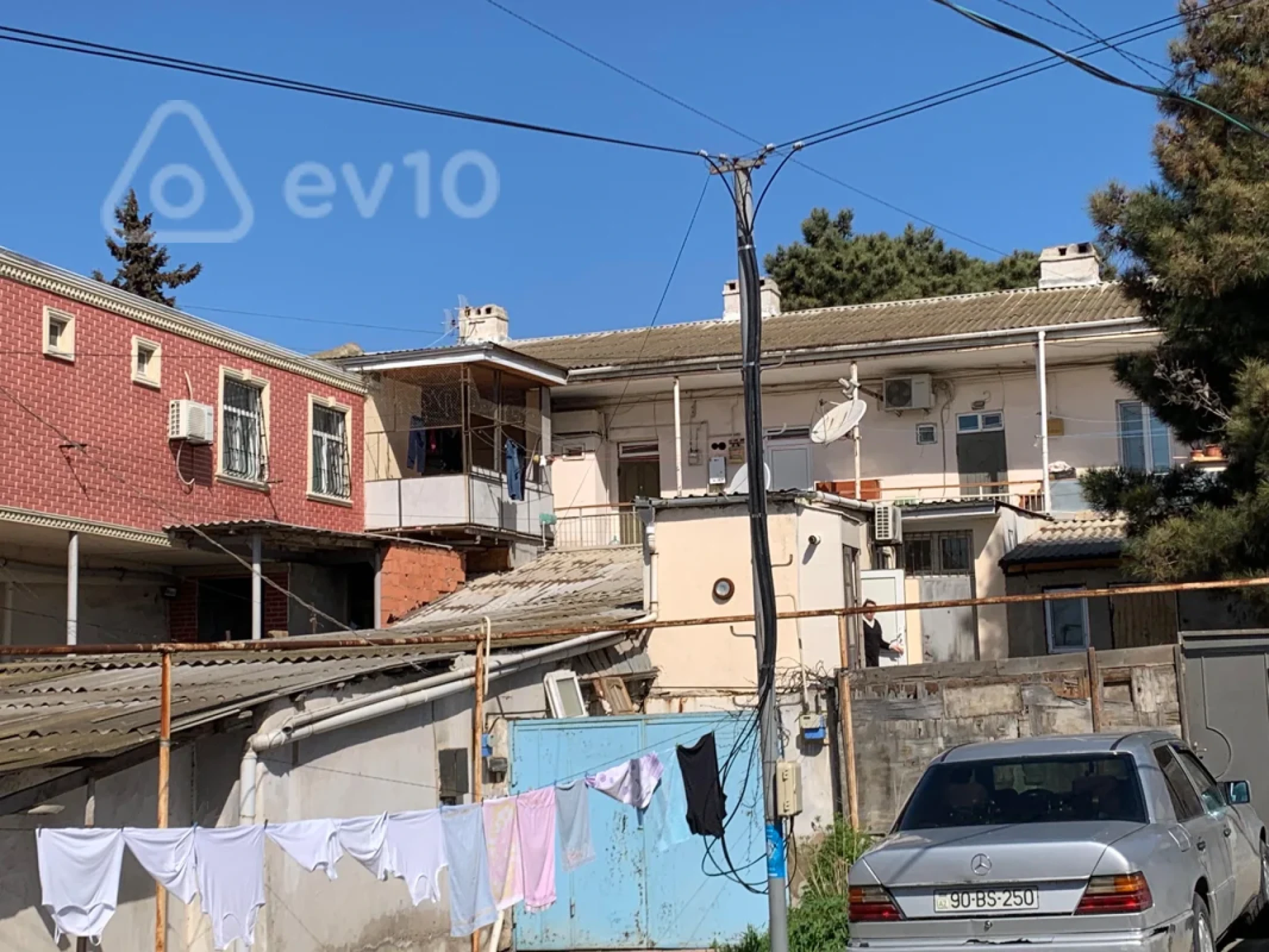 Kirayə verilir 1 otaqlı köhnə tikili 30 m²