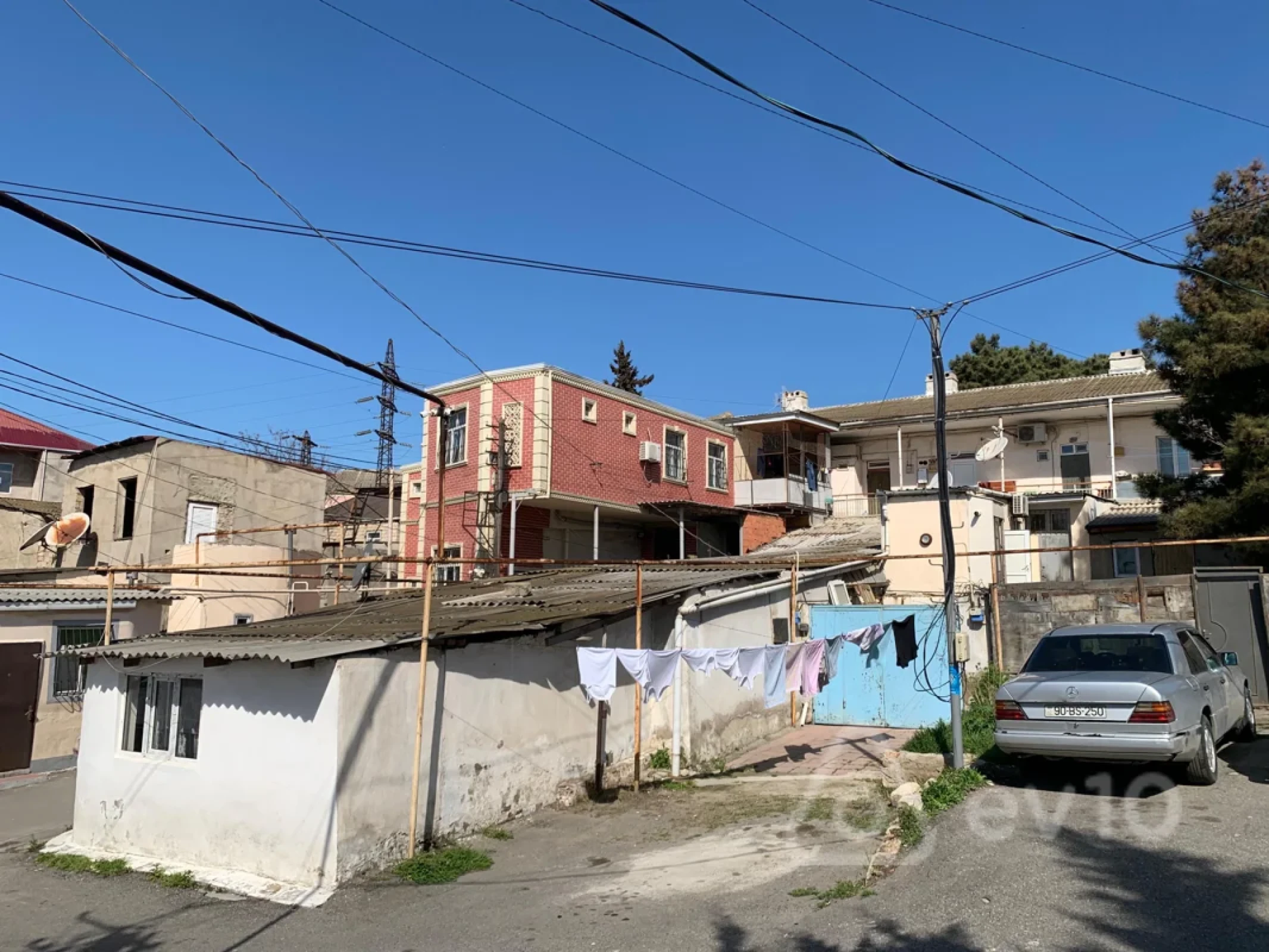 Kirayə verilir 1 otaqlı köhnə tikili 30 m²