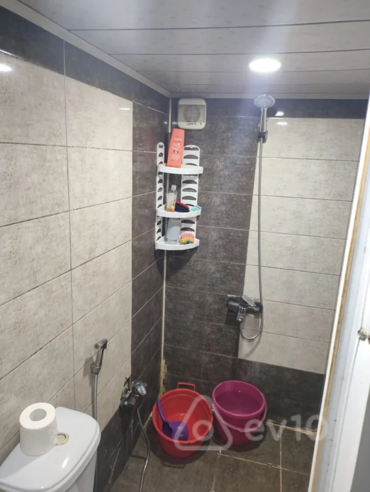Kirayə verilir 2 otaqlı yeni tikili 60 m²