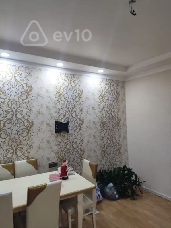Kirayə verilir 2 otaqlı yeni tikili 60 m²