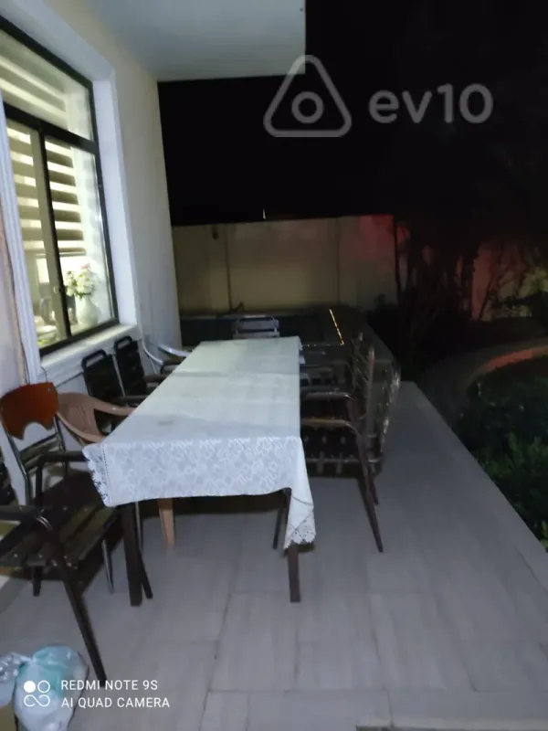 Kirayə verilir 5 otaqlı həyət evi 300 m²