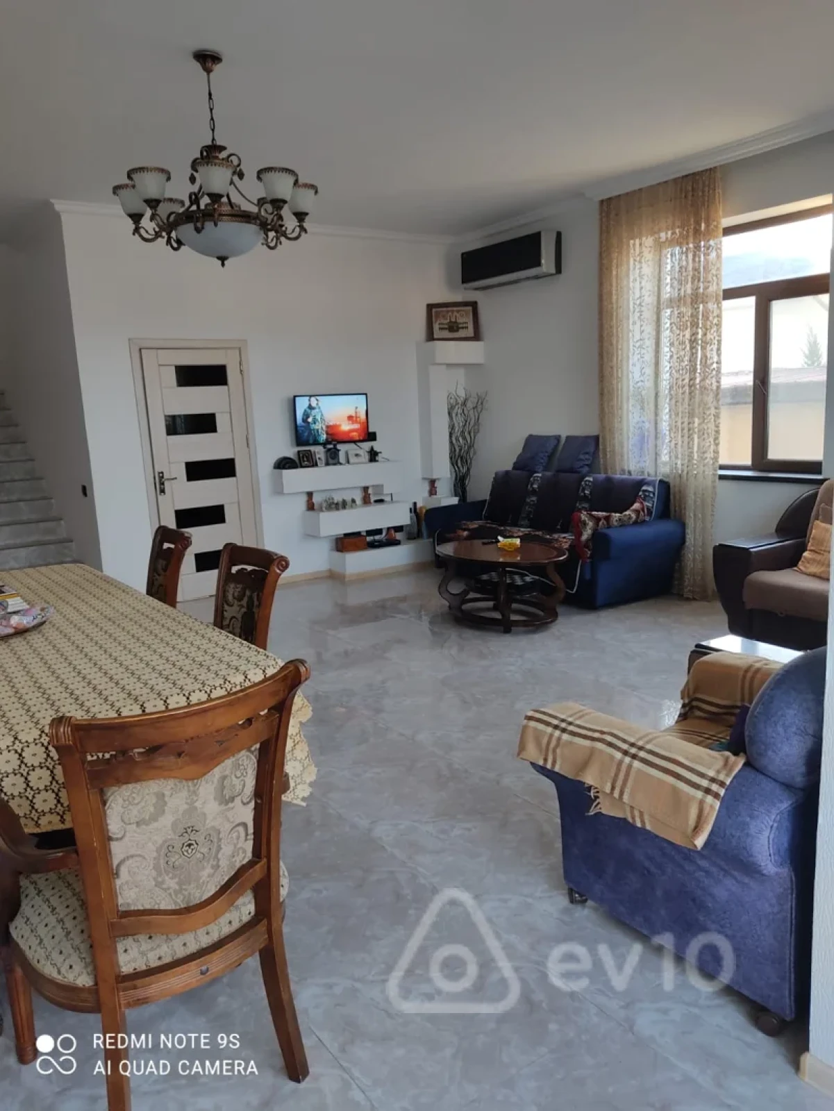 Kirayə verilir 5 otaqlı həyət evi 300 m²