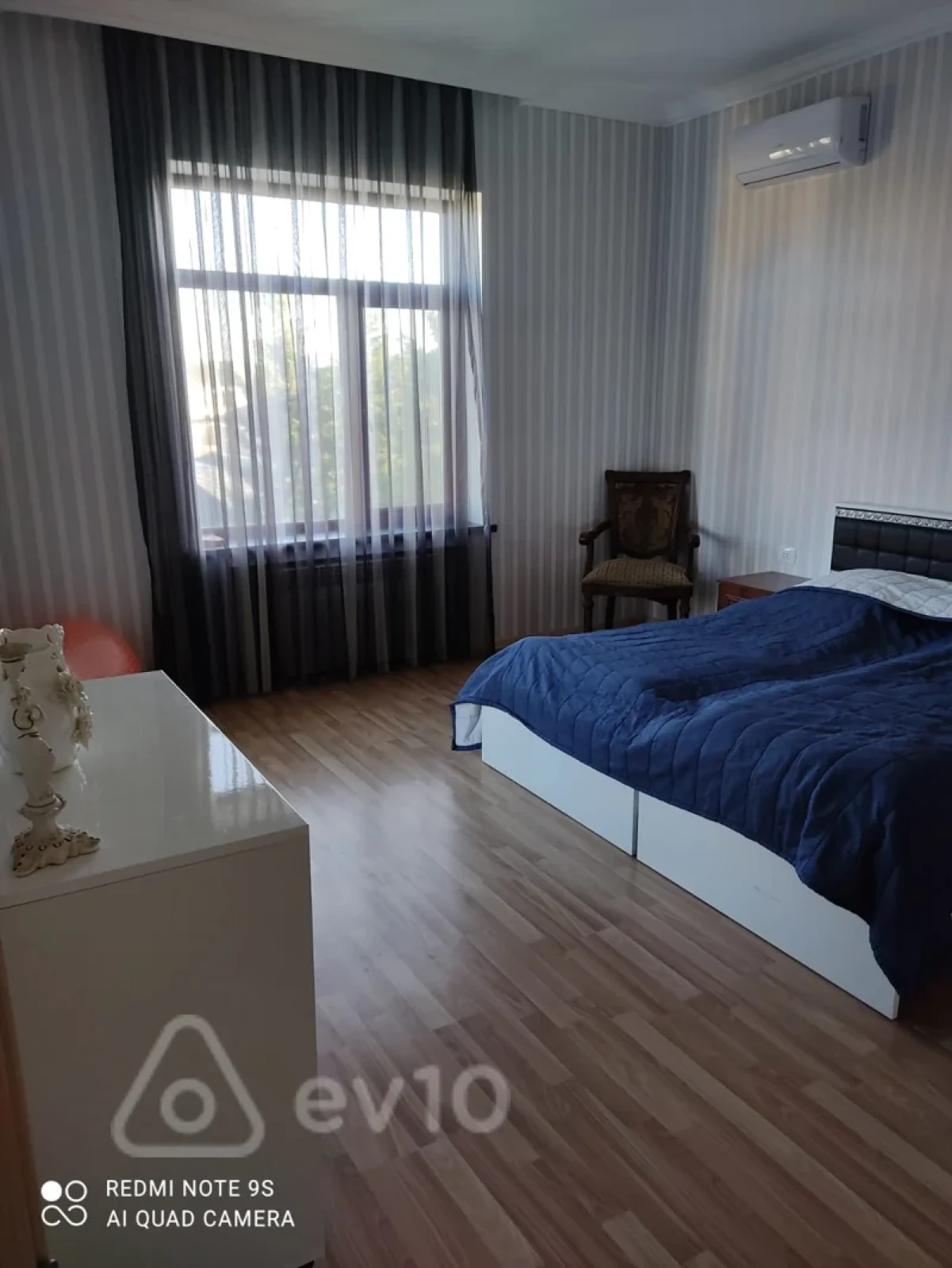 Kirayə verilir 5 otaqlı həyət evi 300 m²