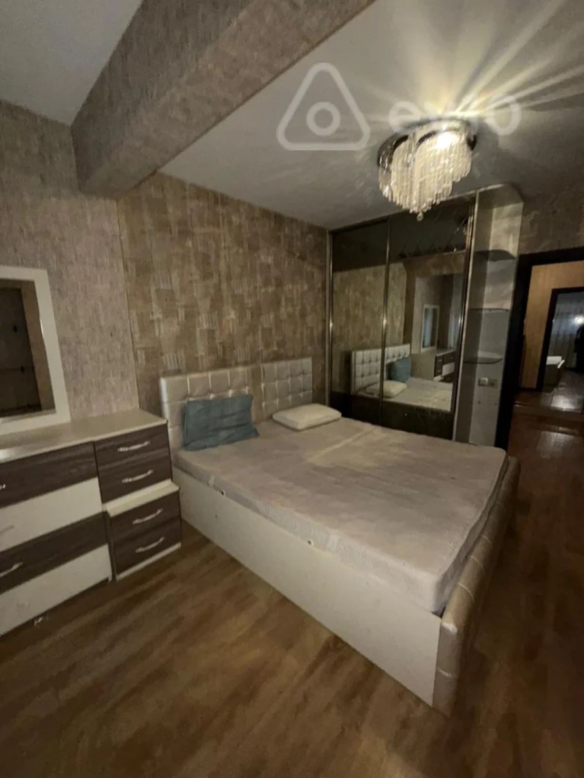 Kirayə verilir 2 otaqlı yeni tikili 60 m²