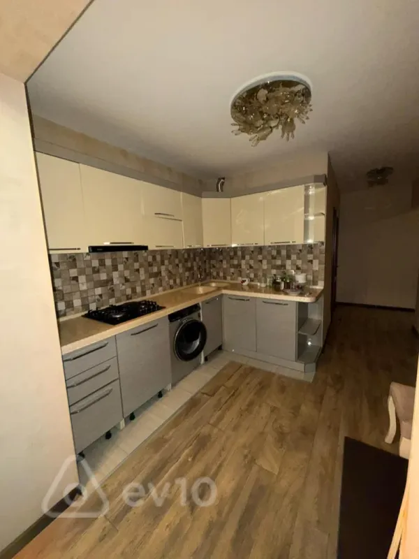 Kirayə verilir 2 otaqlı yeni tikili 60 m²