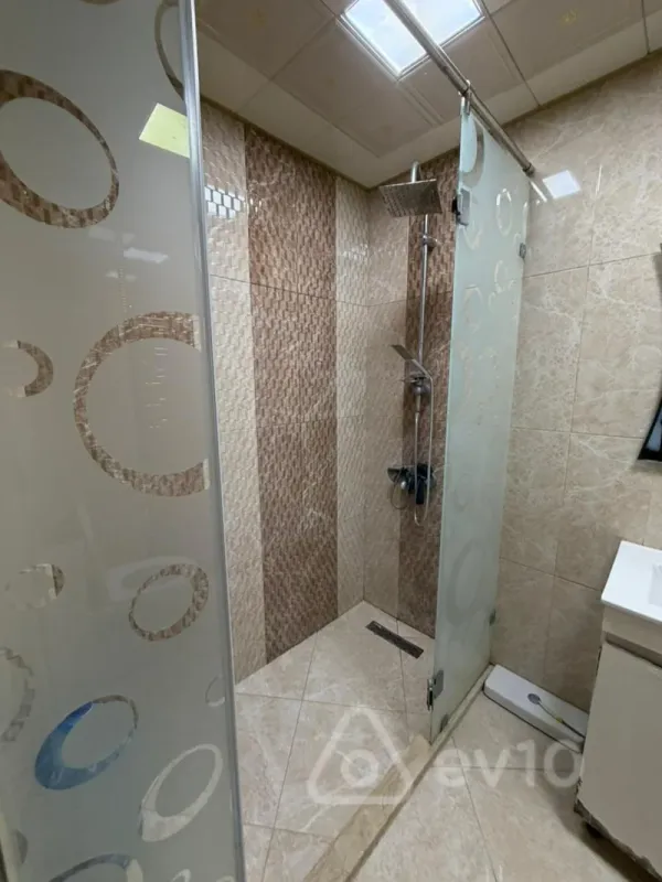 Kirayə verilir 2 otaqlı yeni tikili 60 m²