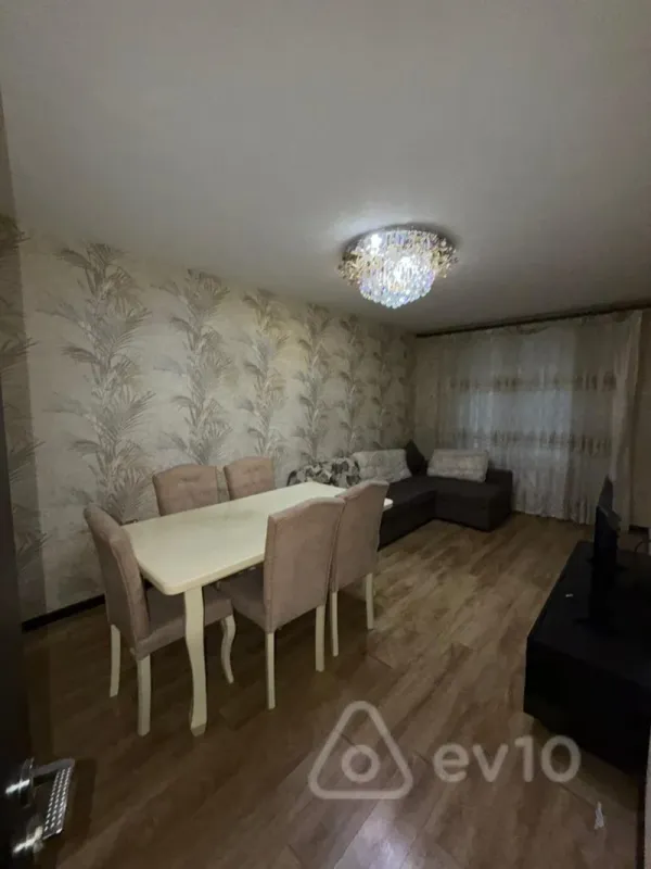 Kirayə verilir 2 otaqlı yeni tikili 60 m²