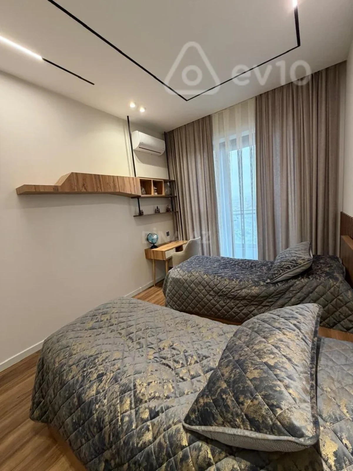 Kirayə verilir 3 otaqlı yeni tikili 120 m²