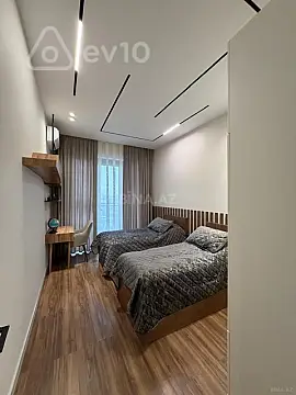 Kirayə verilir 3 otaqlı yeni tikili 120 m²
