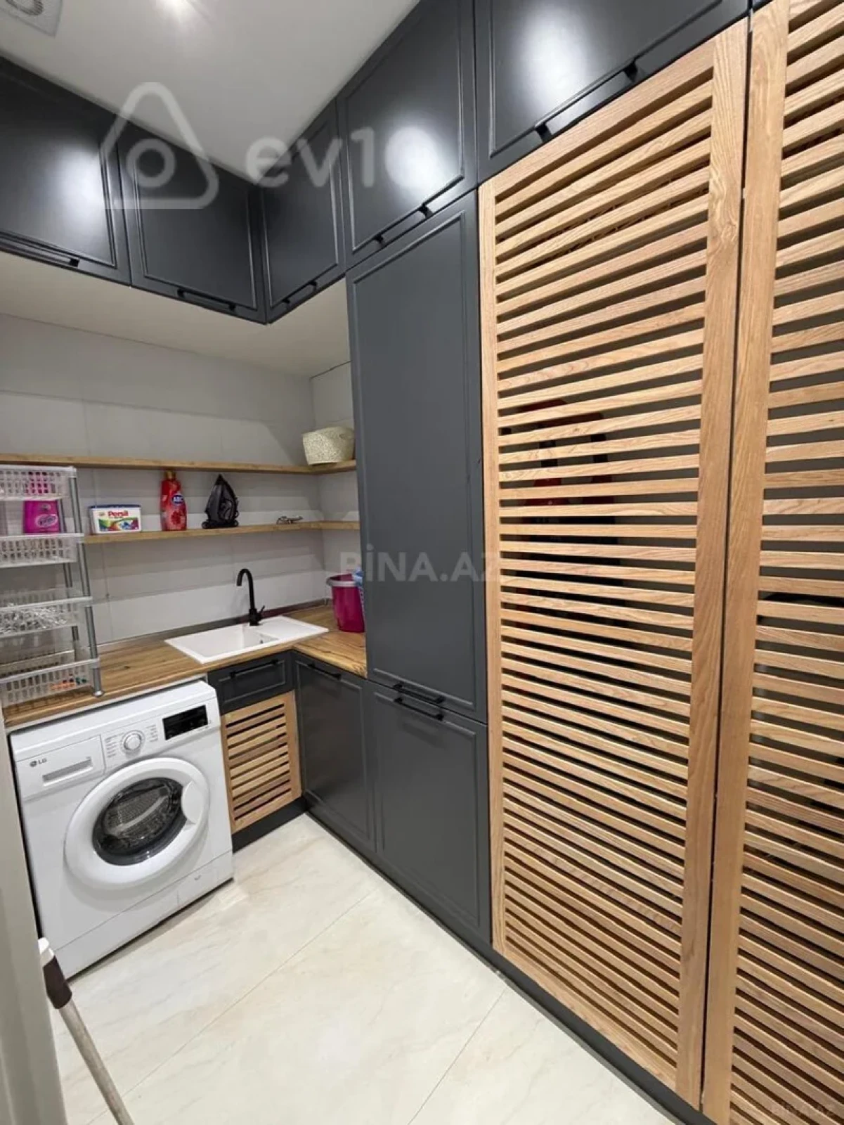 Kirayə verilir 3 otaqlı yeni tikili 120 m²