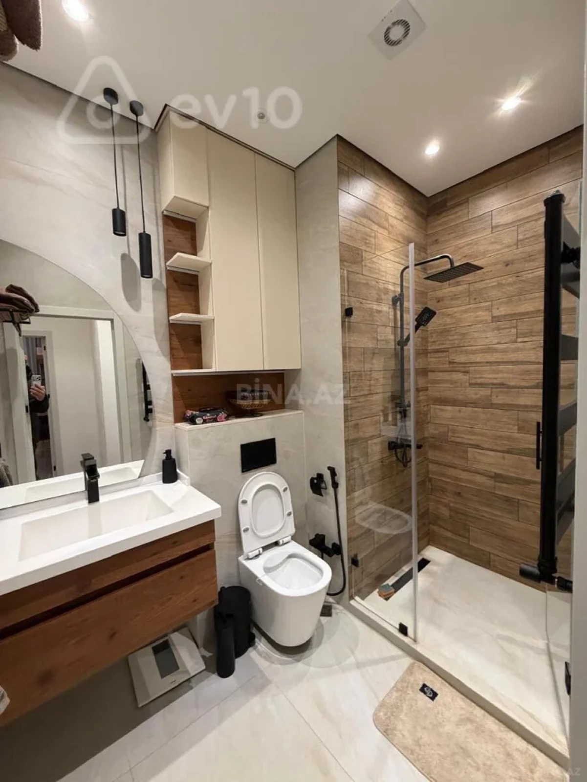 Kirayə verilir 3 otaqlı yeni tikili 120 m²