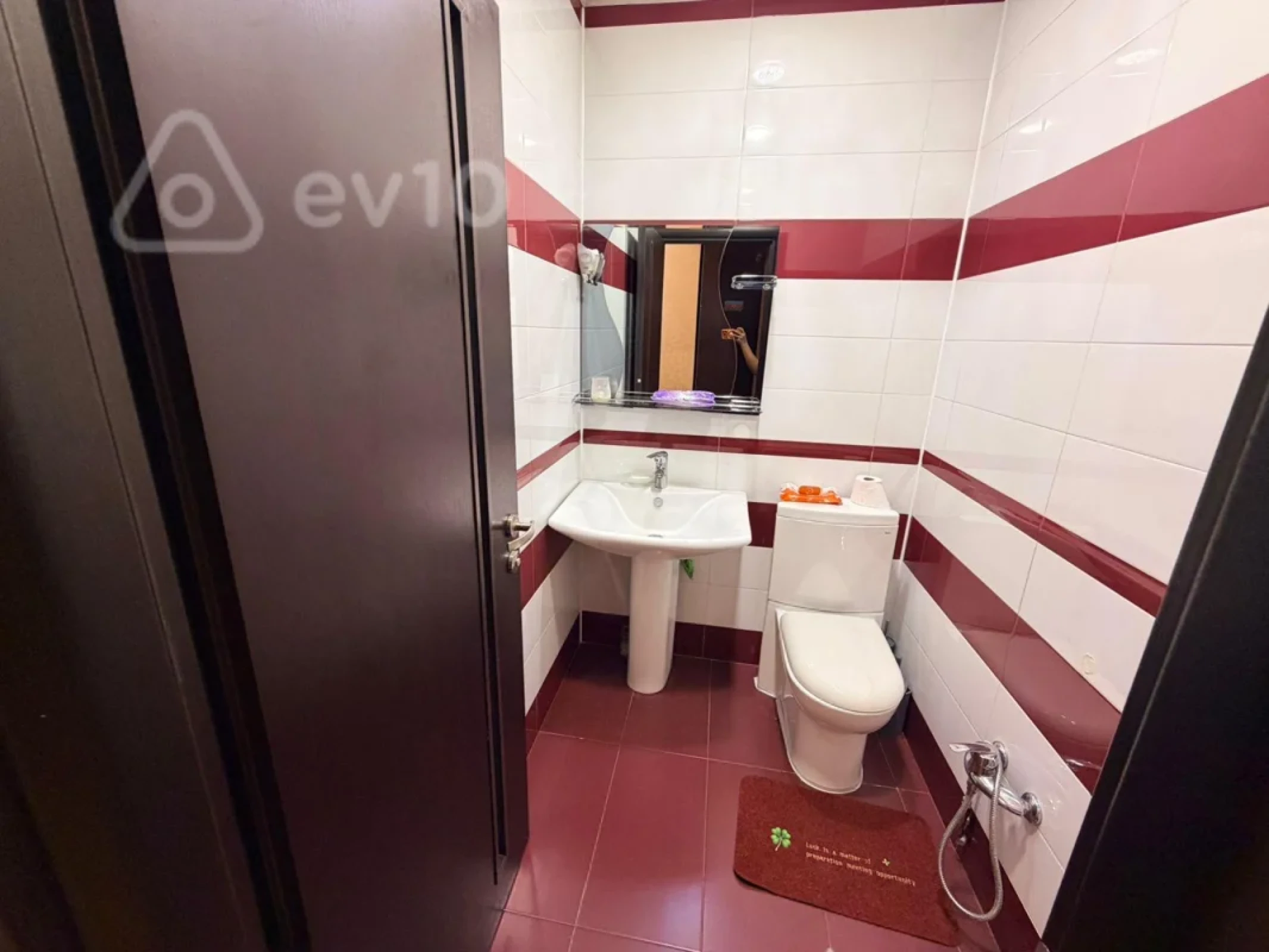 Satılır 2 otaqlı yeni tikili 110 m²