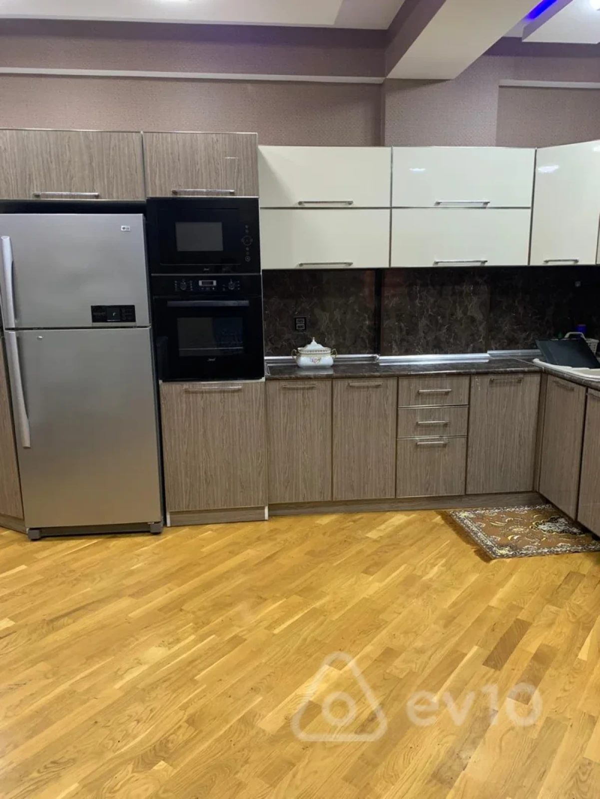 Kirayə verilir 3 otaqlı yeni tikili 100 m²